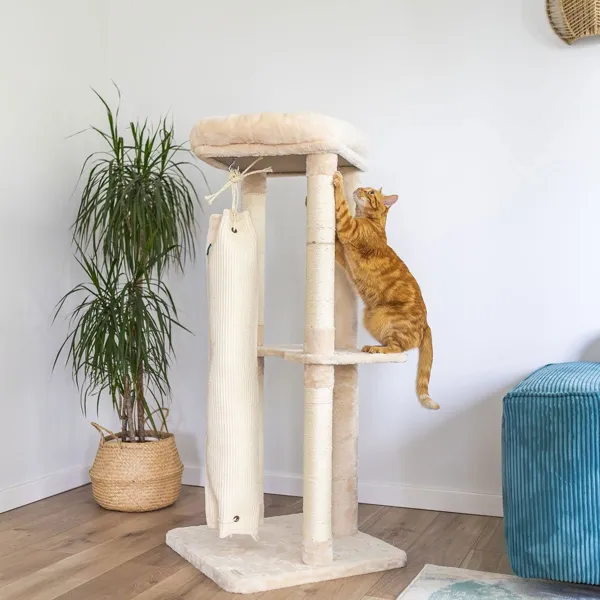 Quapas kloretre med klatrepose i beige, 136 cm